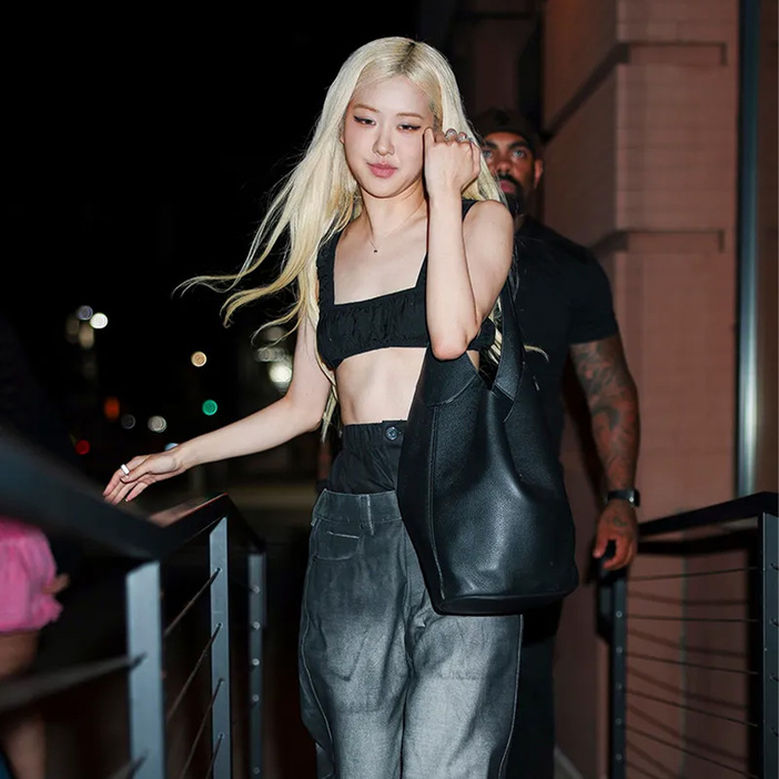 Blackpinkロゼ VOGUE KOREA 2025年 8月号【表紙：ロゼ（BLACKPINK）D