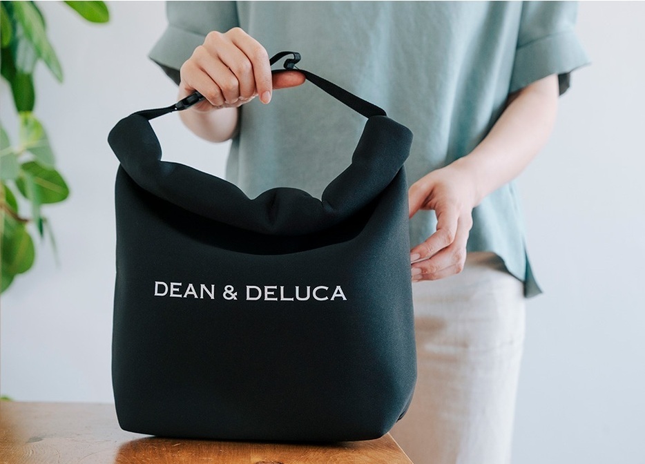 新品未使用　DEAN & DELUCA かごバッグ インナーバッグ付き ディーン&デルーカ、2WAY仕様の「クッションインナーバッグ