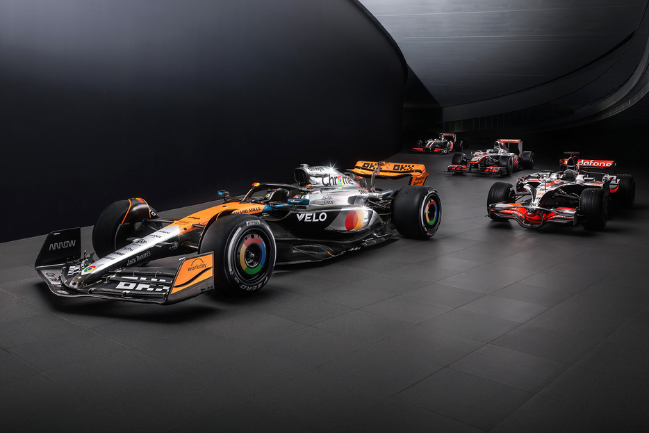 2016 F1 イギリスGP 19名直筆サイン入り　公式プログラム　【貴重品】 予約] モデルファクトリーヒロ 1/12 フルディティールキット