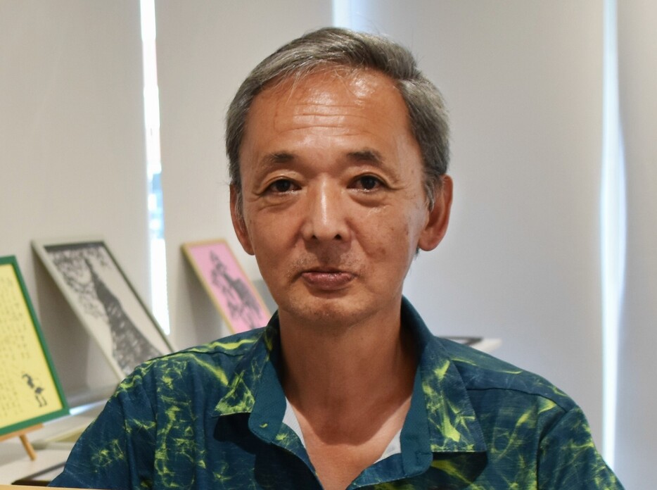 器用すぎる“通りすがりのおじさん”のアート 中学生の勧めで開い