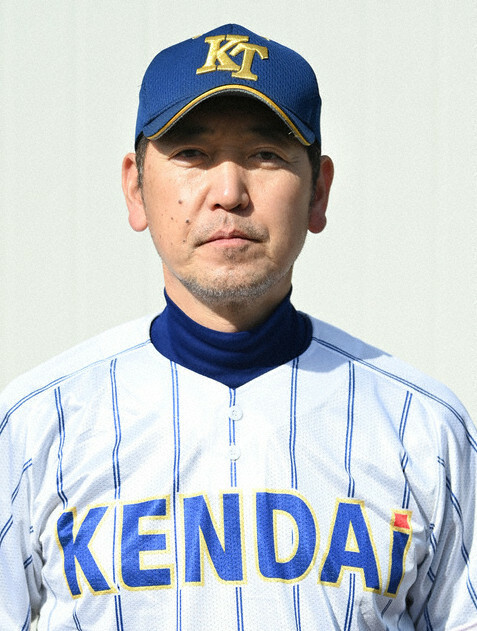 健大高崎・青柳博文監督＝群馬県高崎市で２０２３年２月９日、西夏生撮影