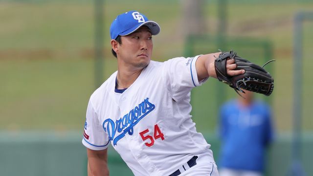 中日の藤嶋健人投手(写真：時事)