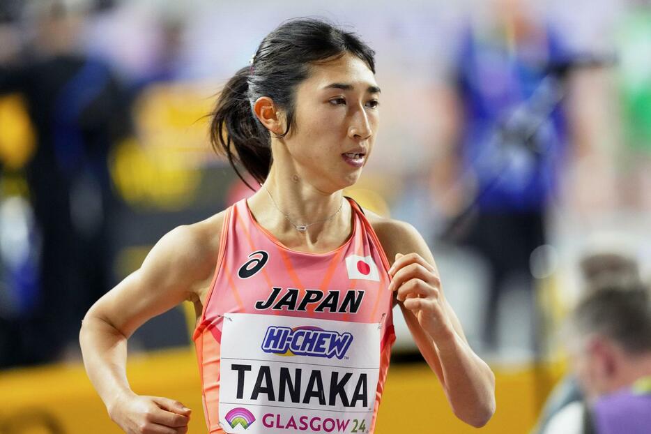 陸上の世界室内選手権の女子3000メートルで力走する田中希実＝グラスゴー（AP＝共同）