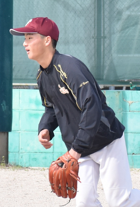 田辺の小川飛翔（あすと）選手（２年）＝和歌山県田辺市学園で、橋本陵汰撮影