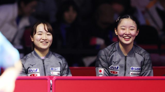 伊藤美誠選手と張本美和選手（写真：YUTAKA/アフロスポーツ）