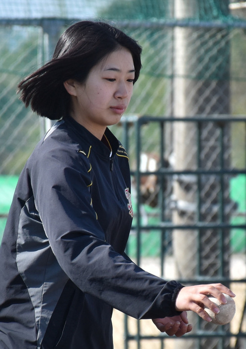 田辺のマネージャー吉田奈穂さん（２年）＝和歌山県田辺市学園で、橋本陵汰撮影