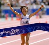 この高橋尚子は小出監督に見出され、無名の存在から五輪の金メダリストへと上り詰めた。(C)Getty Images