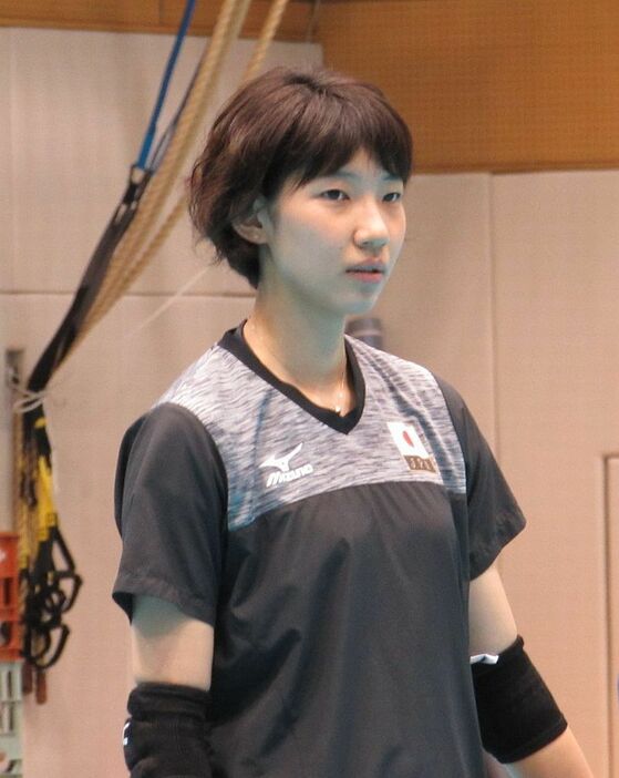 [写真]石井優希は「ずっと代表でも頑張ってきたので負けたくないという思いはあります」と語った