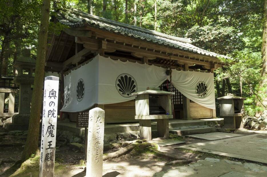 鞍馬寺　奥の院魔王殿（写真：ペイレスイメージズ/アフロ）