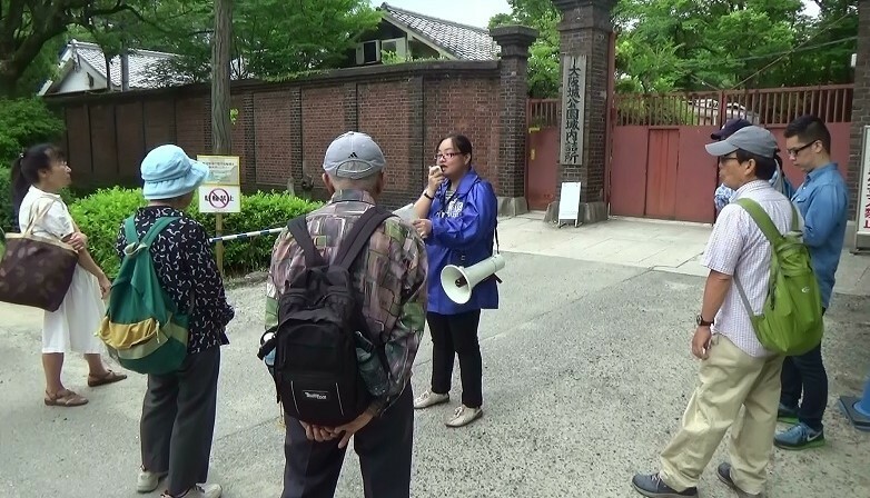 [写真]大阪城公園城内詰所の門柱と塀。大阪陸軍兵器支廠時代のものを引き継いだ
