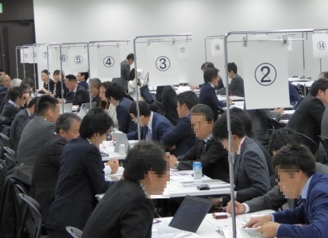 東京・新宿で開かれた第1回気象ビジネスマッチングフェア。全国から多くの人が訪れた（気象庁提供。画像は一部加工しています）