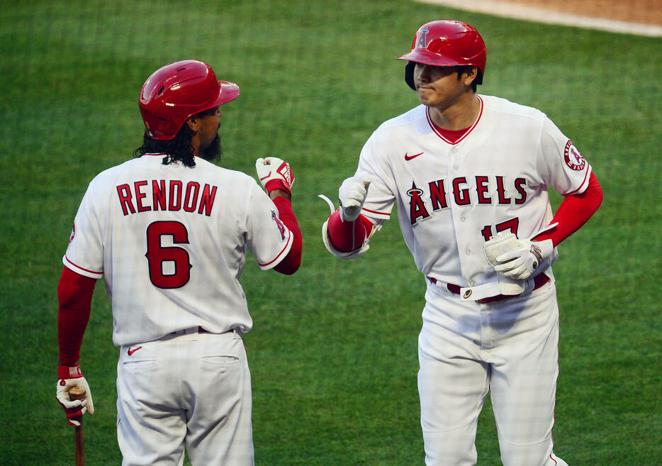 大谷翔平が花巻東高の先輩である菊池雄星から16号ソロをマーク（写真：USA TODAY Sports/ロイター/アフロ）