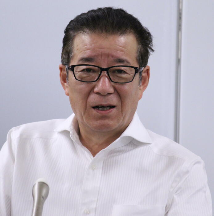 「IOCは日本がどんな状況でもやるんだよと、はっきり言ってるわけだし。小池都知事は主催者としてそれをのみ込んでいるわけだから」と松井市長