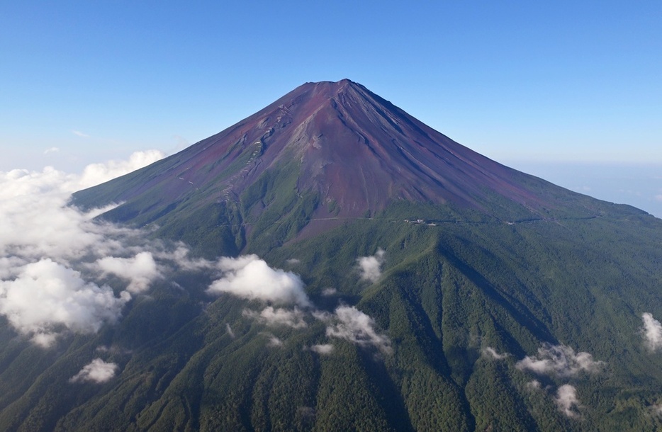 富士山＝2024年8月