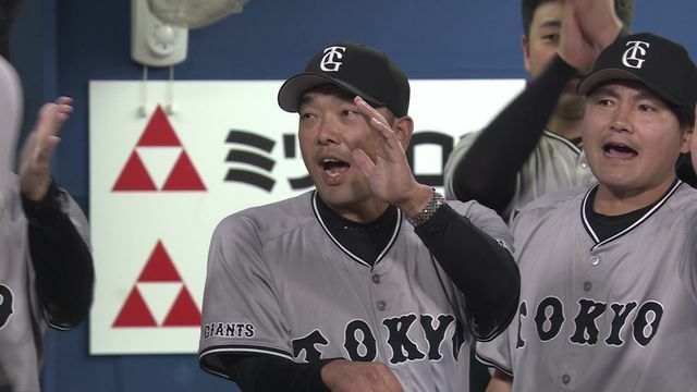 先発全員安打で快勝の阿部慎之助監督