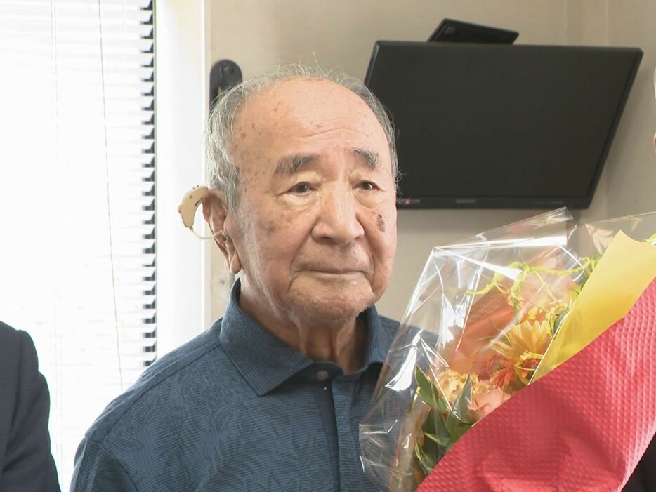 100歳を迎えた石井優さん