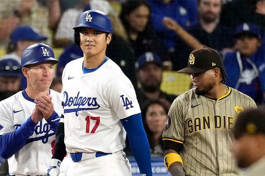 首位打者争い真っ只中のドジャース・大谷翔平とパドレス・アラエス 写真：AP/アフロ