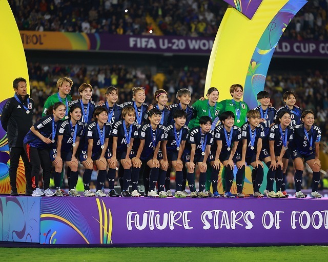 先のU-20女子W杯は準優勝に終わったヤングなでしこ。悔しい結果も３大会連続でファイナル進出と、同年代の女子サッカー界では最も成功を収めている。（C）Getty Images