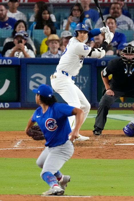 今永昇太投手vs大谷翔平選手（写真：AP/アフロ）