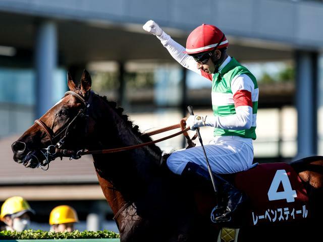 重賞連勝を狙うレーベンスティールは3枠4番(撮影：下野雄規)