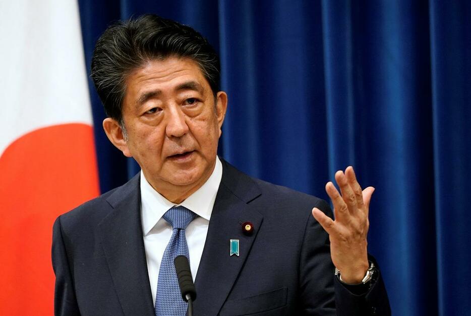 [写真]歴代最長の在任期間を記録した安倍晋三元首相。辞任表明を受けて行われた2020年の総裁選では再び派閥の動きが注目を集めた（代表撮影/ロイター/アフロ）