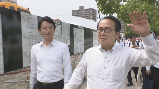 兵庫県の齋藤元彦知事（左）と香川県の池田豊人知事（右）