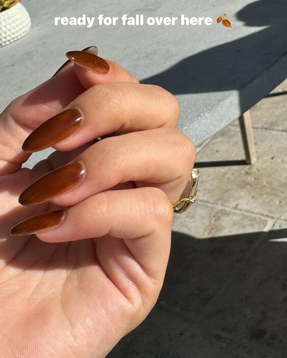 courtesy of nailsbyzola via Instagram