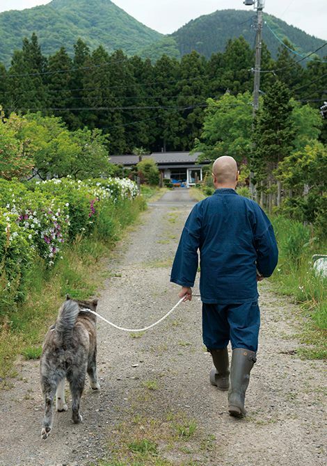 ※Web連載「くらしの塩かげん」は今回が最終回です。ここでご紹介できなかったエピソードを含む全72のショートエッセイを綴った書籍『くらしの塩かげん』もぜひご覧ください。