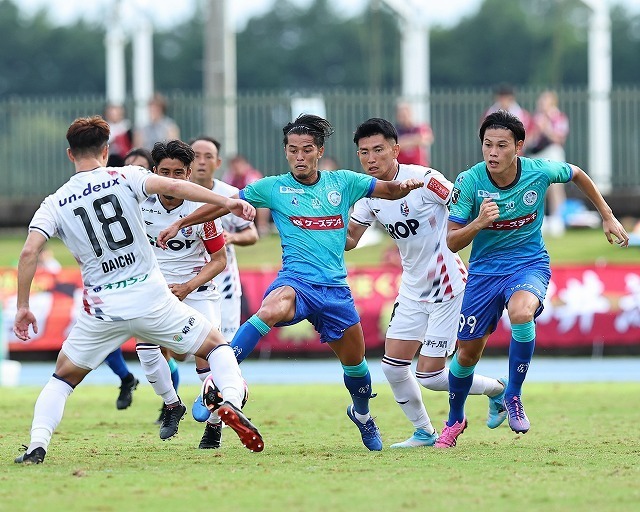 水戸対岡山は０－０で引き分け。写真：梅月智史（サッカーダイジェスト写真部）