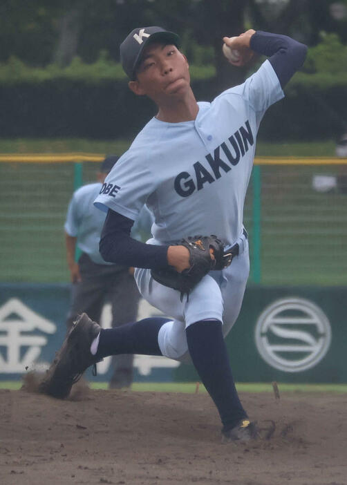 三田学園対神戸学院大付　神戸学院大付3番手の浅中（撮影・塚本光）