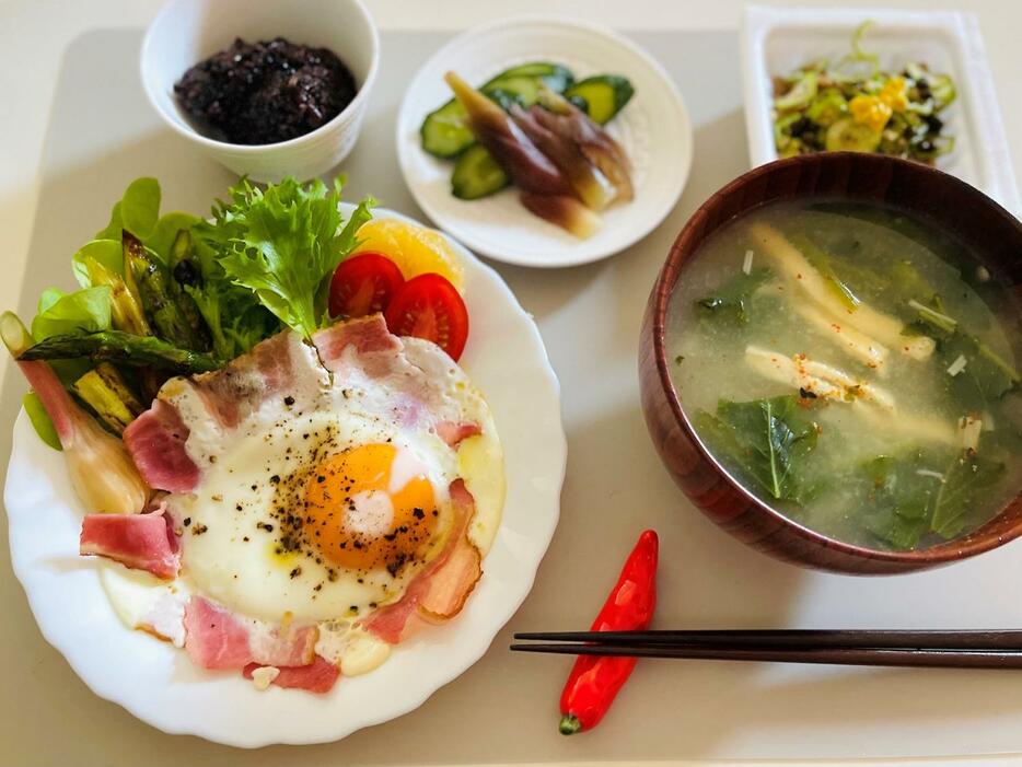 食前にプロテインを飲んだ日の朝食