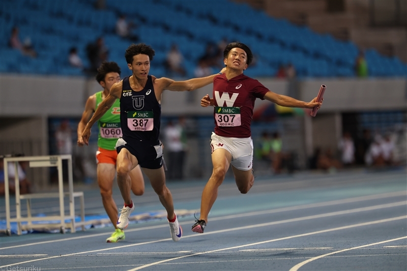 24年日本インカレ男子4×100mRで逆転優勝した早大のアンカー井上直紀（右）