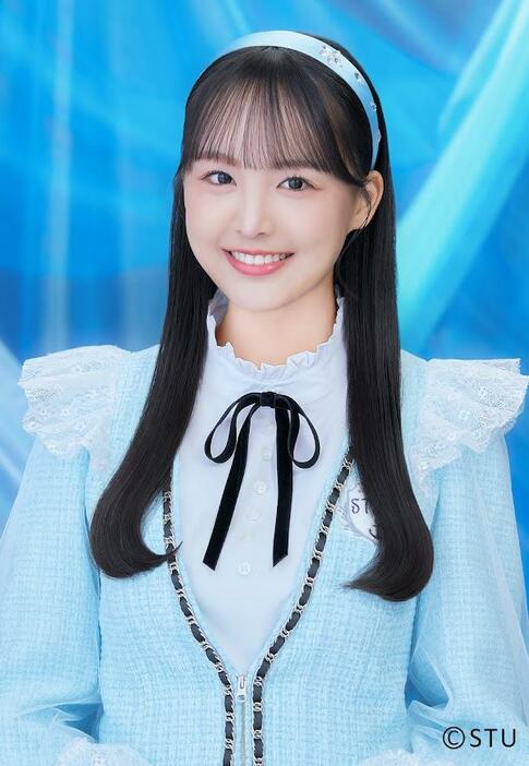 初の写真集を発売した「STU48」の福田朱里さん