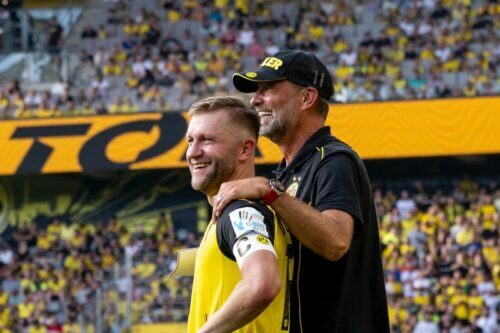 ブワシュチコフスキ氏（左）とクロップ氏（右） [写真]＝Borussia Dortmund via Getty Images