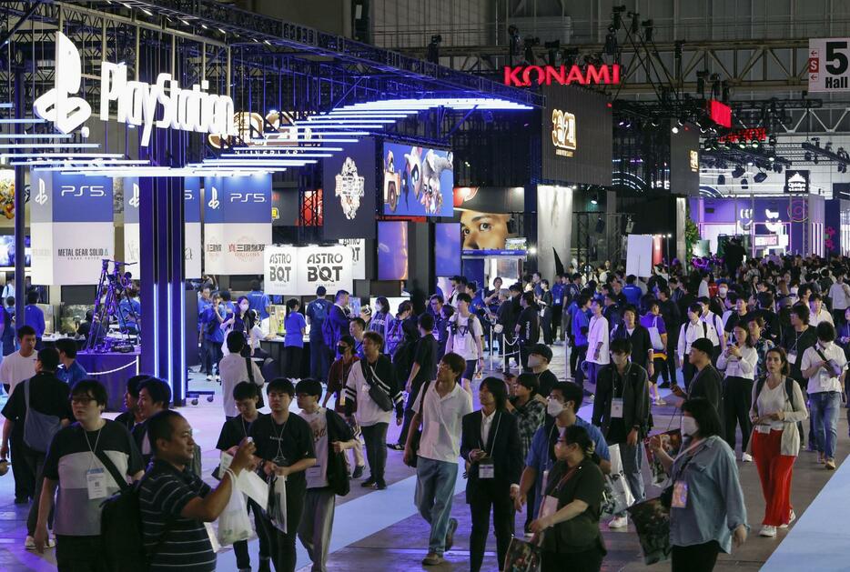 千葉市の幕張メッセで開幕した「東京ゲームショウ2024」＝26日午前