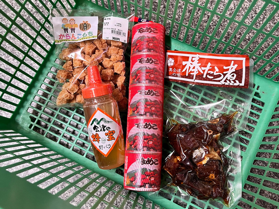 リサーチという名目で、道の駅ではついつい買い物をしてしまう