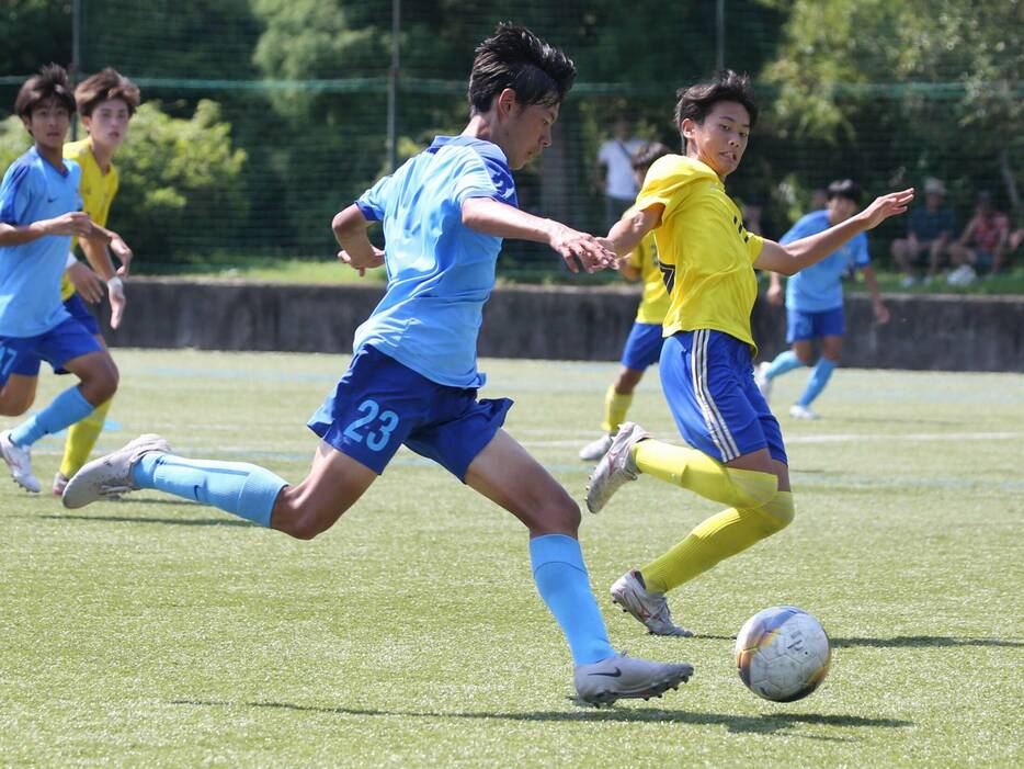 桐光学園高のU-16日本代表MF萩原慶(1年=シュートジュニアユースFC出身)がチームのAリーグ昇格に貢献(Taro YOSHIDA)