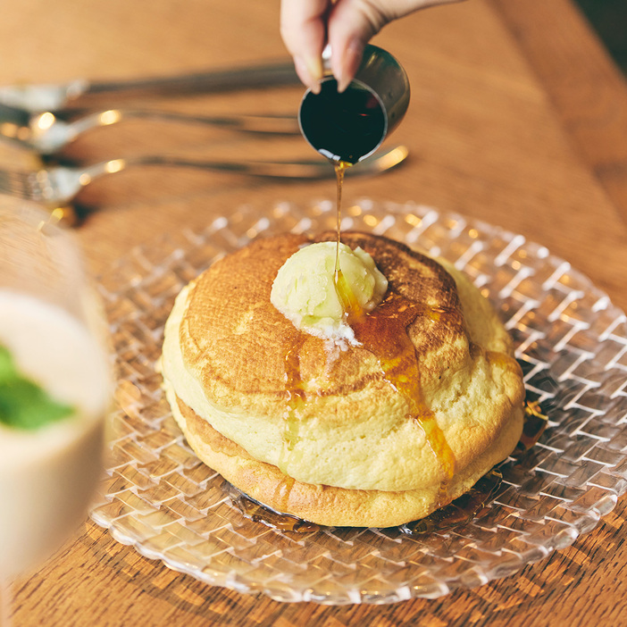 「6th Pancake」1,900円。ホイップバターの上にたっぷりのシロップをかけていただこう。