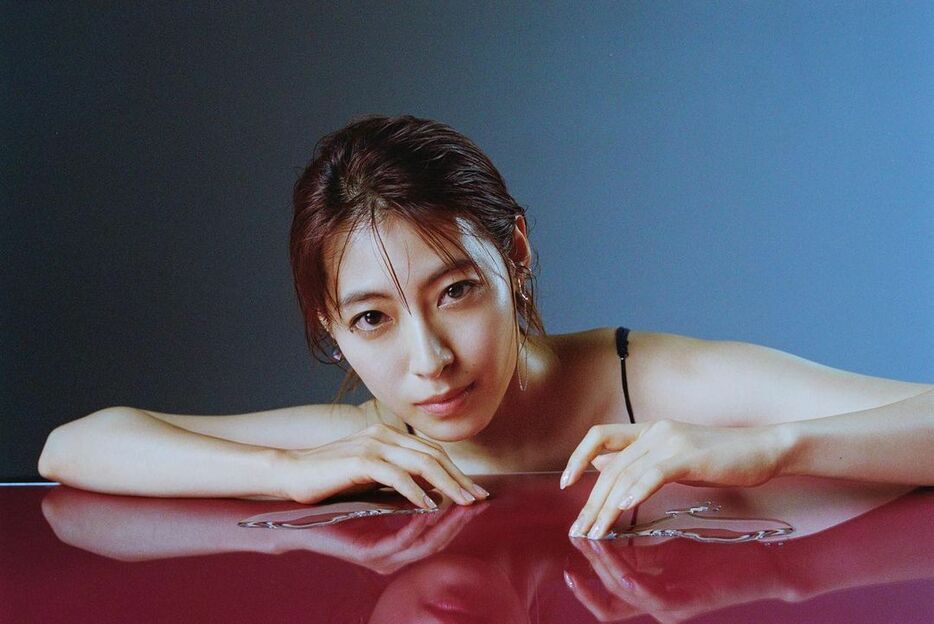 瀧本美織(インスタグラムmioritakimoto_officialより)