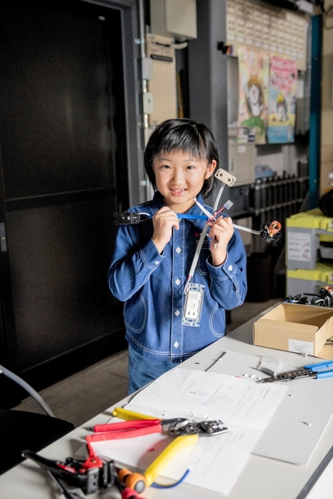 ８歳で第二種電気工事士に合格した石川禾奈子さん