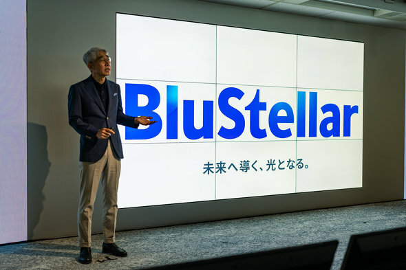 DX事業の新ブランド「BluStellar」（ブルーステラ）を発表するNEC森田社長兼CEO（撮影：乃木章）