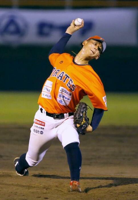 【徳島―愛媛MP】5回2失点で勝利投手となった愛媛MP・先発の山田＝むつみスタジアム