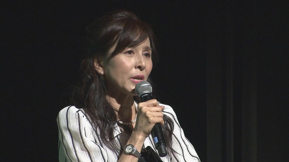 「動物との共生」をテーマに講演した杉本彩さん（水戸市）