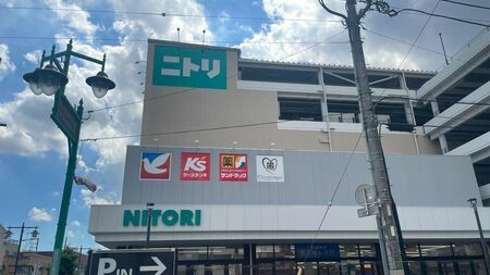 再オープンからわずか4年で閉店となる、（一見、ニトリに見える）イトーヨーカドーの西川口店。そこから見えるのは、深いとは言えない消費者理解だ（筆者撮影）