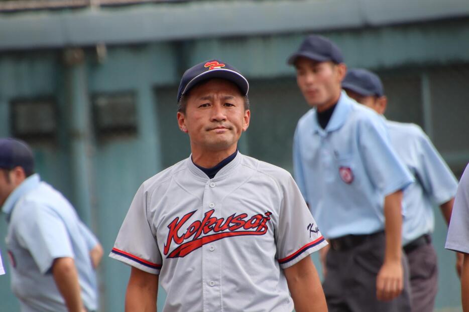 京都国際の小牧憲継監督