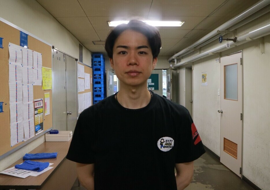 からつで奮闘中の松井貫太