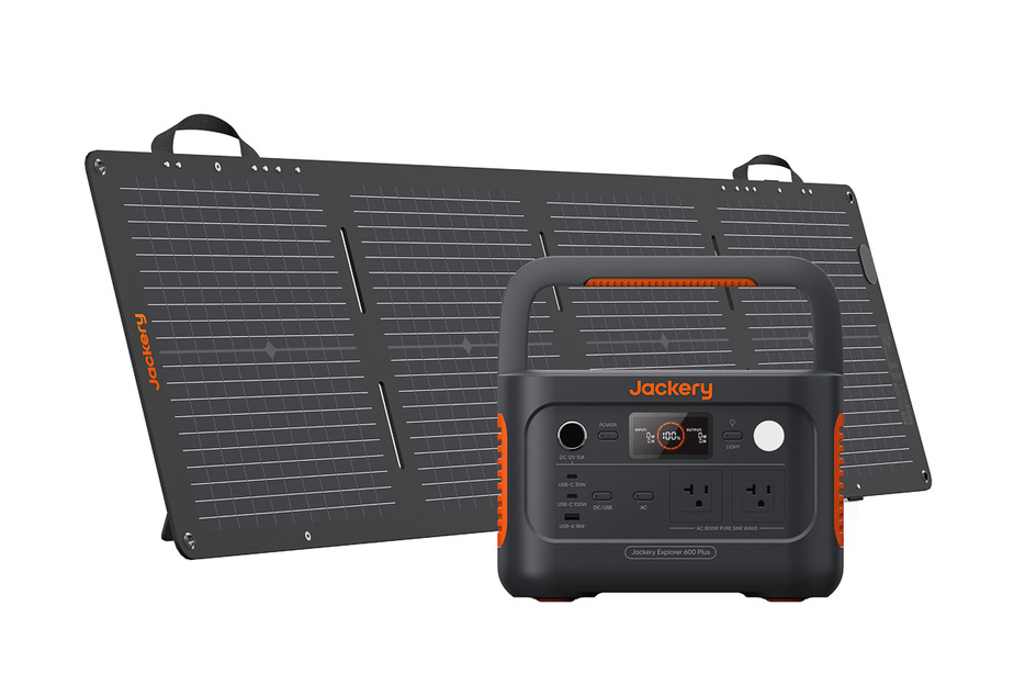 Jackery 「Jackery Solar Generator 600 Plus 100 Mini ポータブル電源 ソーラーパネル セット」（11万6800円）