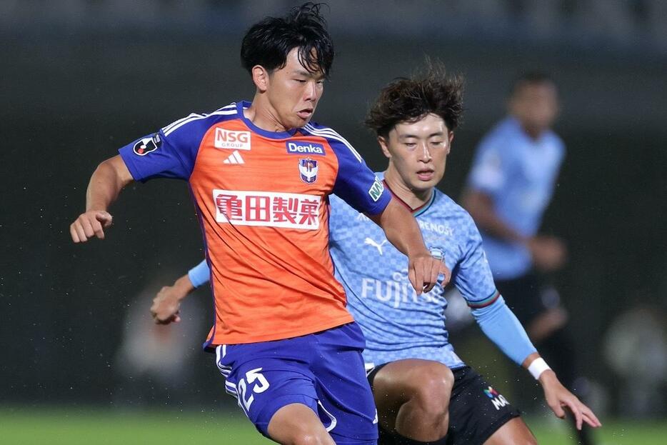 藤原奏哉はずっと右サイドを支えてきたからこそ分かることがたくさんある（写真◎J.LEAGUE）