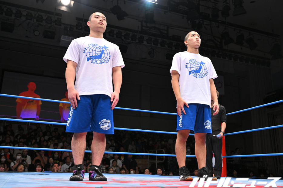 10月にプロレスラーデビューが決まった長尾一大心と寺田咲人