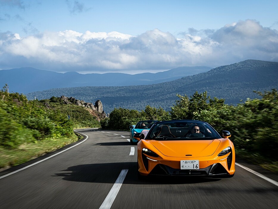 ▲ Mclaren Artura Spider 【SPEC】 全長×全幅×全高：4539×1913×1193㎜、エンジン：3.0リッター V6プラグインハイブリッド、最高出力：700ps、最大トルク：720Nm、価格：3650万円～／マクラーレン